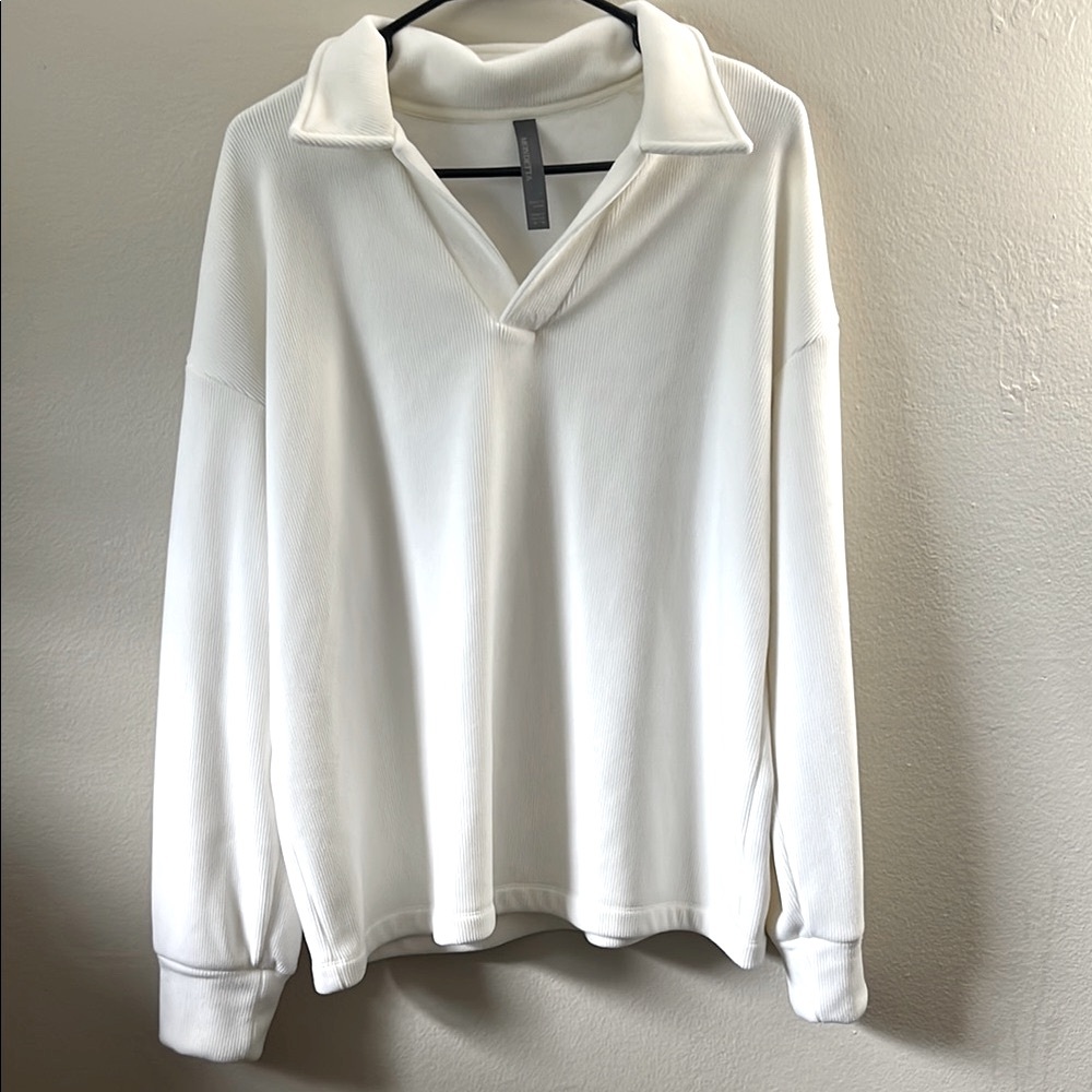 Mondetta V-Neck Pullover